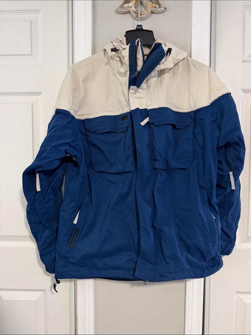 Burton Blue and Cream Hooded snowboarding  Jacket